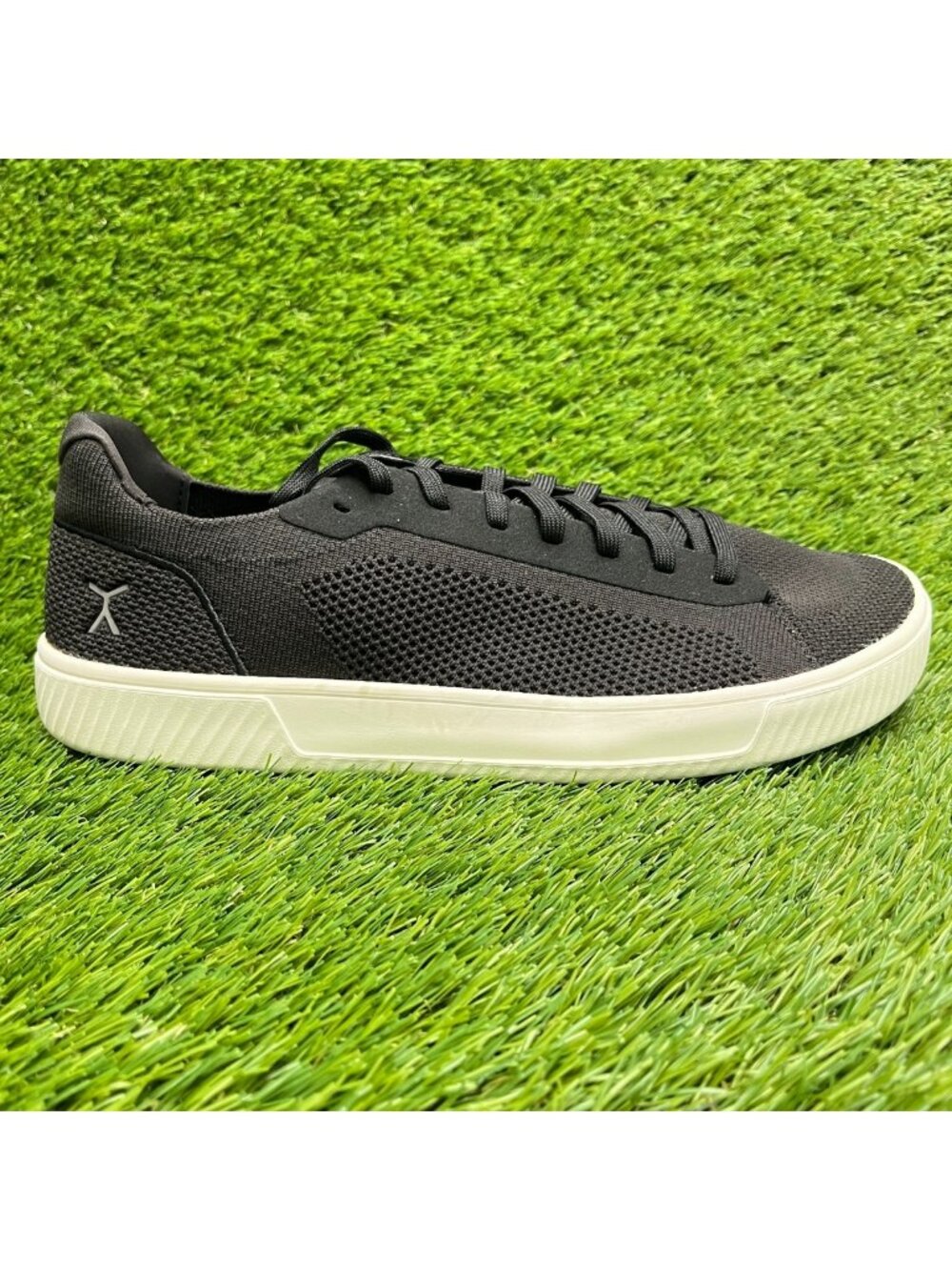 Flux Footwear Adapt Trainer Black White Mens Size 12 Athletic Shoes Sneakers